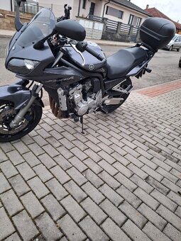 Yamaha fazer 1000 - 12