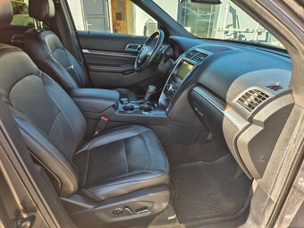 Ford Explorer 3.5i,213KW,4x4,LED,PLNÁ VÝBAVA,DPH,R.V.2015 - 12