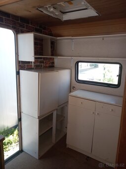 Prodám karavan bürstner Lux - 12