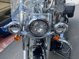 Prodám Harley-Davidson FLHC Softail Heritage 1745 cm3 64 kW - 12
