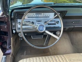 1966 Lincoln Continental Convertible - 12