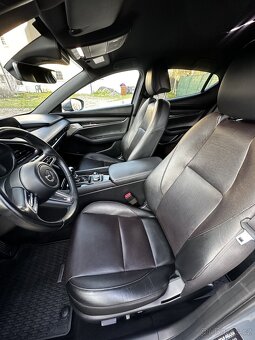 Mazda 3 2.0,2019 (120Kw) - NEJVYŠŠÍ VÝBAVA - Bose Audio, 360 - 12