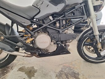 Ducati Monster 600 - 12
