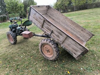 Traktor tovární výroby Agrostroj.4x4 - 12