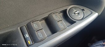 Prodám Ford Focus TITANIUM, 1,6 benzin 110kW, 2012. - 12