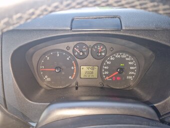 Ford Tranzit 350L 6 x místo, zadní nahon - 12