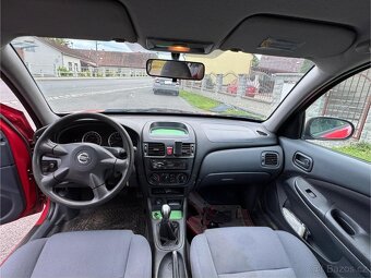 Nissan almera - 12