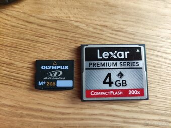 Olympus E-450 kit - 12
