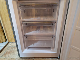 Lednice s mražákem ETA - 12
