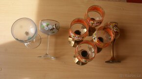 třetích 20fotek Sklo a porcelán různe prodám + 2 těžítka - 12