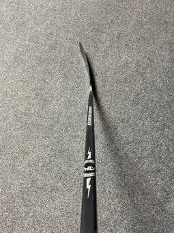 Nová juniorská hokejka WARRIOR AK - 12