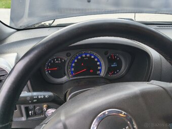 Isuzu D-max, sklápěč - 12