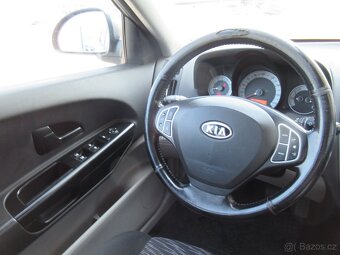 Kia Cee´d 1.6i nové v ČR - 12