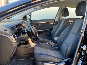 Hyundai i30, 1.6 16V 88kW, 1.maj, Nová STK - 12