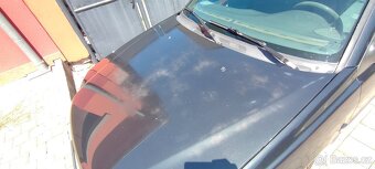 Volvo V40 1.8 - 12