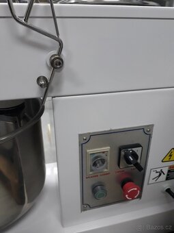 Hnětač těsta 10 L Spirálový hnětač těsta profi pizza hnětač - 12