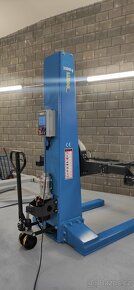 Mobilní nůžkový zvedák zdvih 3000 kg/110 cm - 12