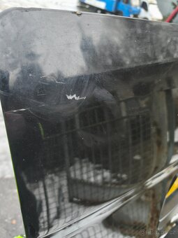 VW T5 Transportér - víko kufru, páté dveře černé - 12