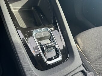 Škoda Octavia IV Scout 2,0TDI 110kW DSG 4x4 VYHŘ.SKLO NAVI - 12