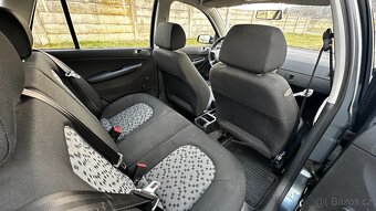 ŠKODA FABIA 1.4 16V - 12