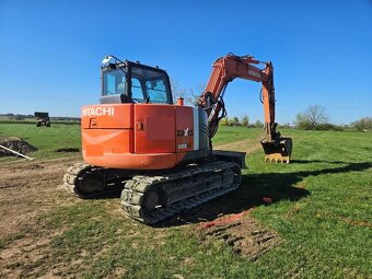 Pásový bagr Hitachi ZX 85 - 12