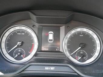ŠKODA Octavia 1.6 TDI 85kW Style - 12