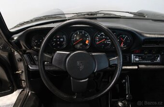 Porsche 911 3.0 S/C Coupé z roku 1981 - 12