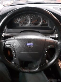Volvo V70 D5 2.4 136kw 6q - 12
