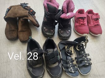 Dětské boty různé velikosti - 12