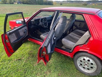Lancia Delta HF 4WD turbo - 12