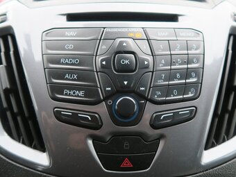 Ford Tourneo Custom 2.2 TDCi LONG L2 TITANIUM 8-MÍST CZ - 12
