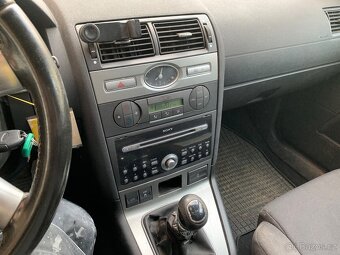 Ford Mondeo 2.2 - 12