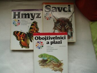 knihy o -ryby,užovka,holubi,králíci,brouci, psi,kočky,včely - 12