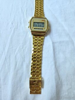 Nové digitální hodinky unisex 80s / 90s - 12