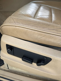 Volkswagen Touareg 2.5 TDI – 1. majitel, perfektní stav - 12