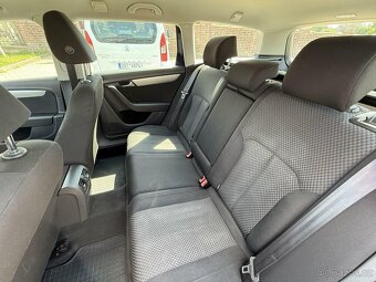 Volkswagen Passat B7 2.0 tdi 103kW - 12