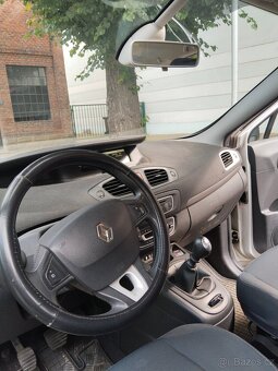 Renault grand scenic lpg - 12