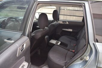 Subaru Forester 2.0D 4X4 AWD/TAŽNÉ/ČR/1MAJITEL - 12