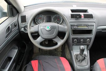 Škoda Octavia, 1,6MPI TOUR,KLIMA,STK 4/2027, r.v. 2012 - 12
