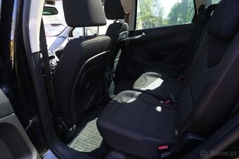Peugeot 308,  Peugeot 308SW, 1,6HDi automat, 7míst - 12