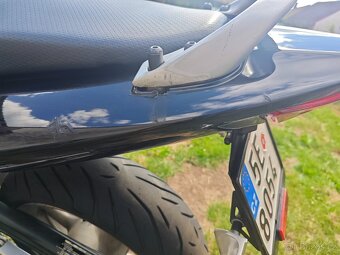 Honda Hornet 2006 - 12