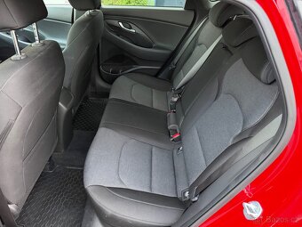Hyundai i30 fastback 1.5 t-gdi 118 kw / 2022 - 12