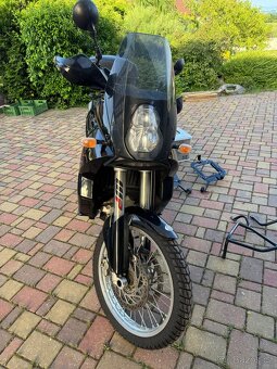 KTM 950 - 12