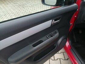 Swift 1,3 benzín 5x dveře - facelift - 12