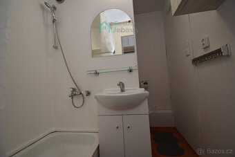 Pronájem, byt 2+kk, 40 m2, Chrudim, ul. Čáslavská - 12