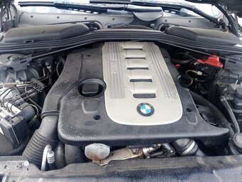 BMW E61 525d - 12