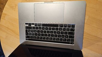 Apple Macbook Pro 2019 - i9 - 12