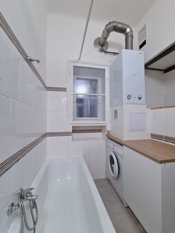 Pronájem zrekonstruovaného bytu 2kk, 40 m2, Štěpánská, P1 - 12