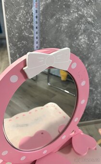 Dětský toaletní stolek - 12