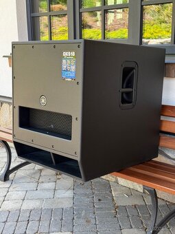 Subwoofer Yamaha DXS18 - 18" aktivní - DJ, kapely, kulturák - 12